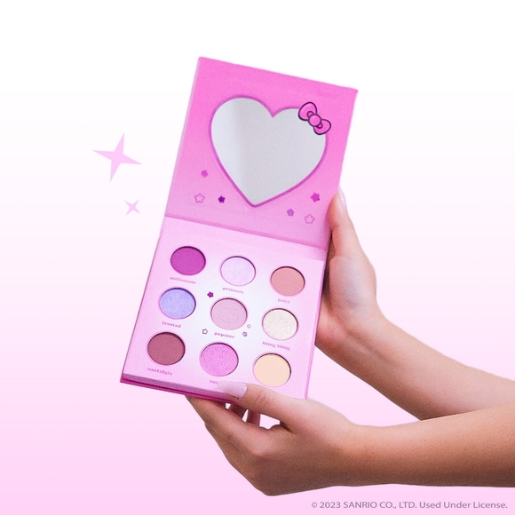 Hello Kitty Y2K Angel Baby Eyeshadow Palette - Picture 4 of 5